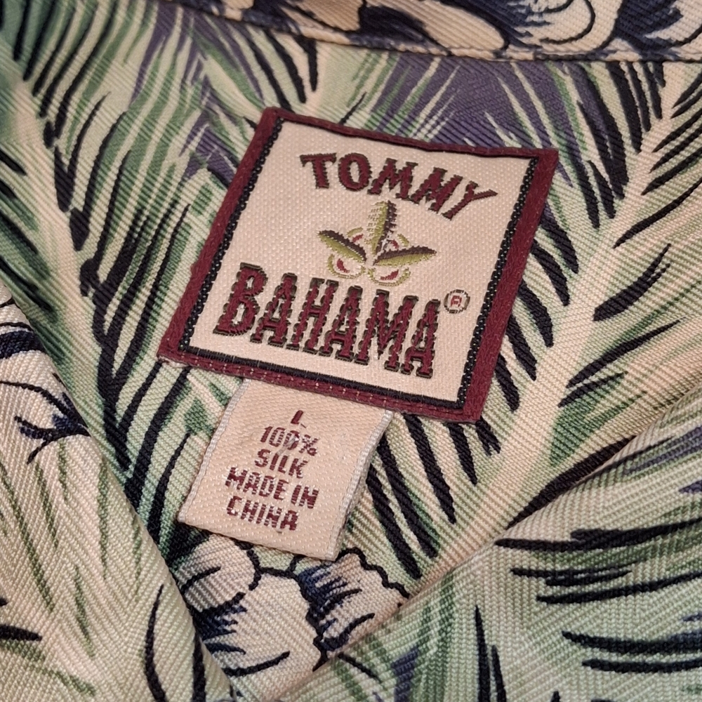 Tommy Bahama Silk Button-up Hawaiian Tropical Green    Men Size Large - Picture 2 of 16